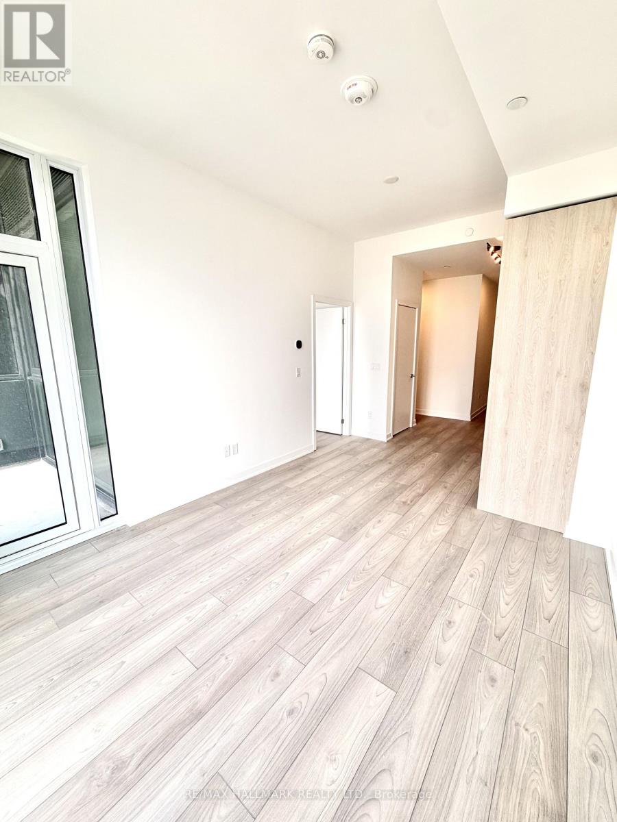 1007 The Queensway Avenue, Toronto, Ontario  M8Z 0H4 - Photo 8 - W13112856