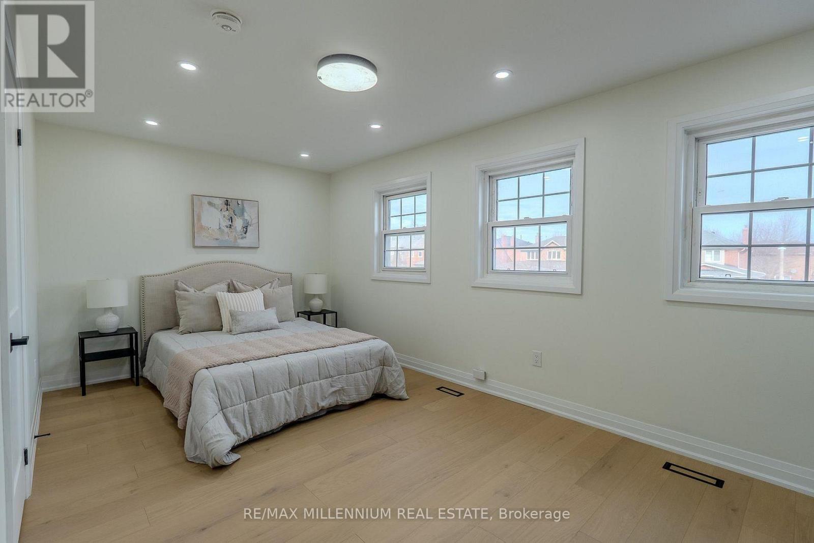 191 Genesee Drive, Oakville, Ontario  L6H 5Y7 - Photo 7 - W13112880