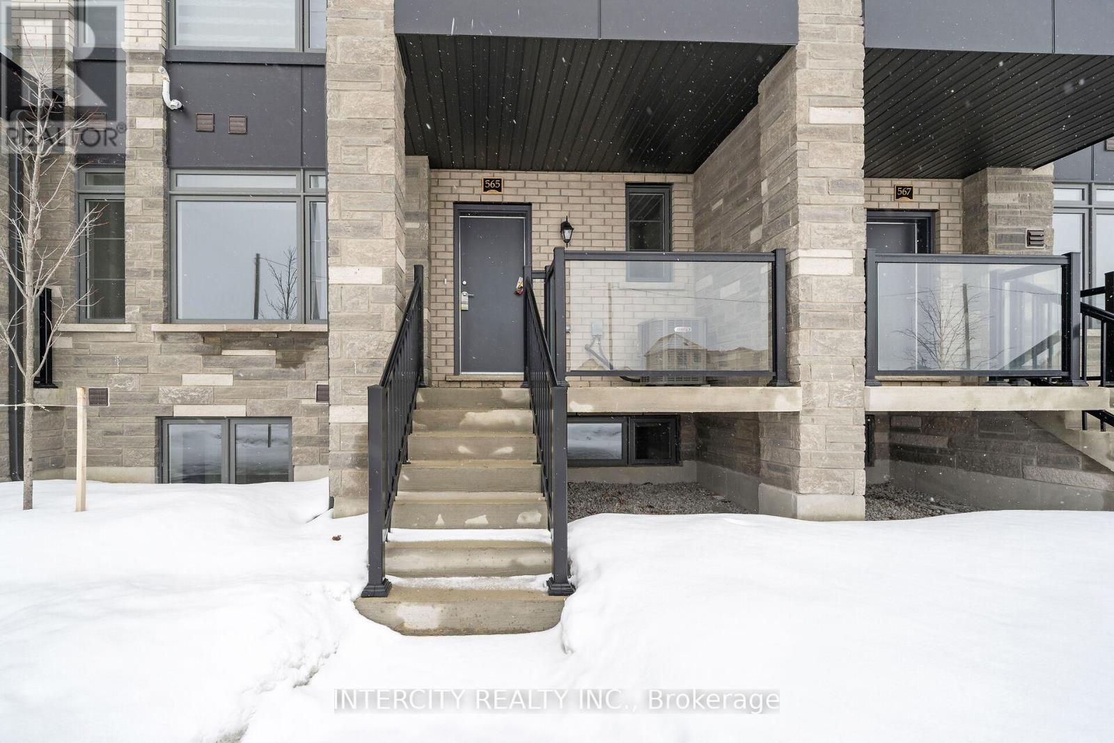13z - 565 Tim Manley Avenue, Caledon, Ontario  L7C 1Z9 - Photo 2 - W13112998