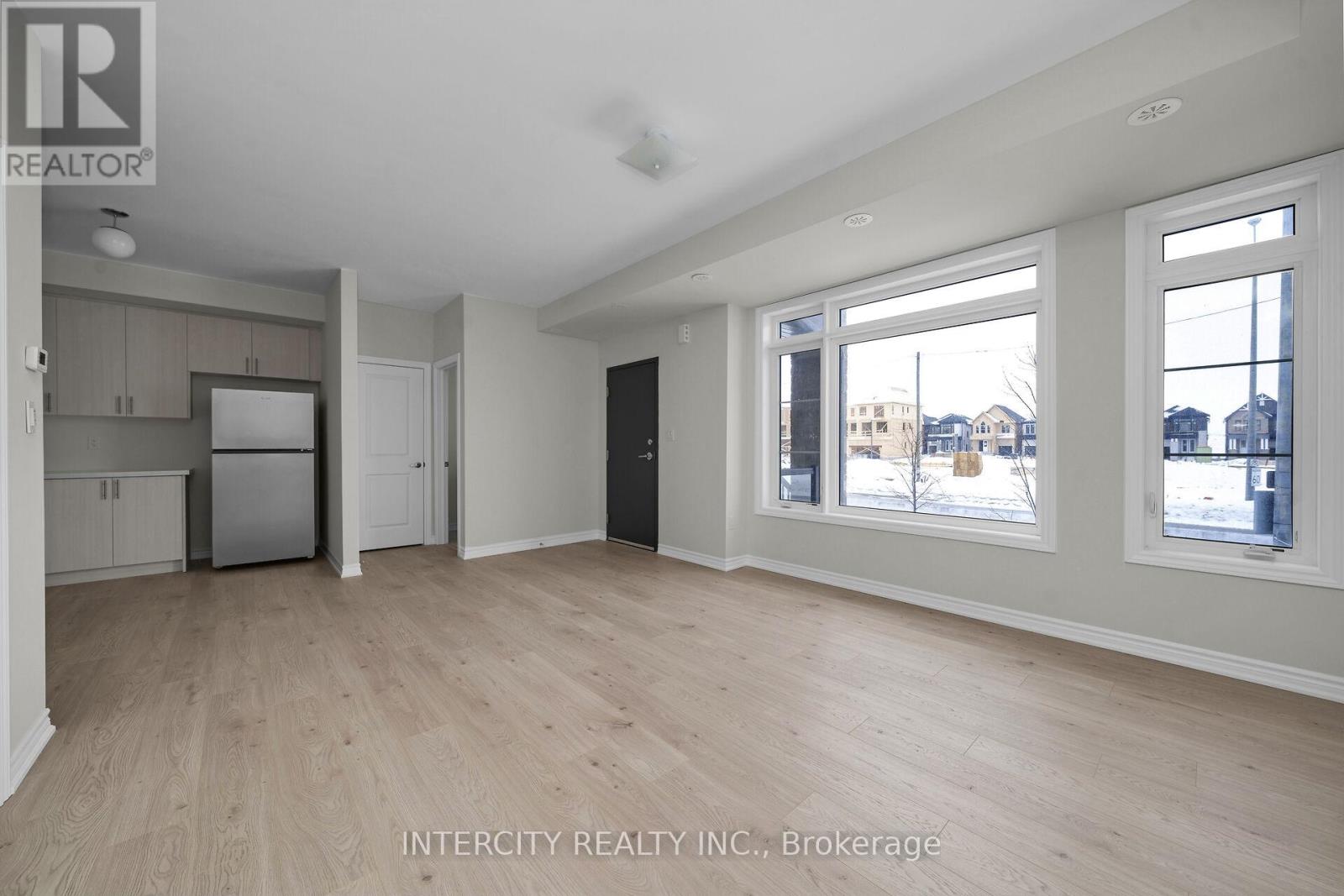 13z - 565 Tim Manley Avenue, Caledon, Ontario  L7C 1Z9 - Photo 4 - W13112998