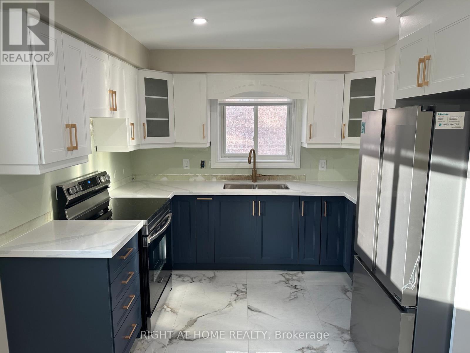 128 Twenty Second Street, Toronto, Ontario  M8V 3M4 - Photo 11 - W13113008