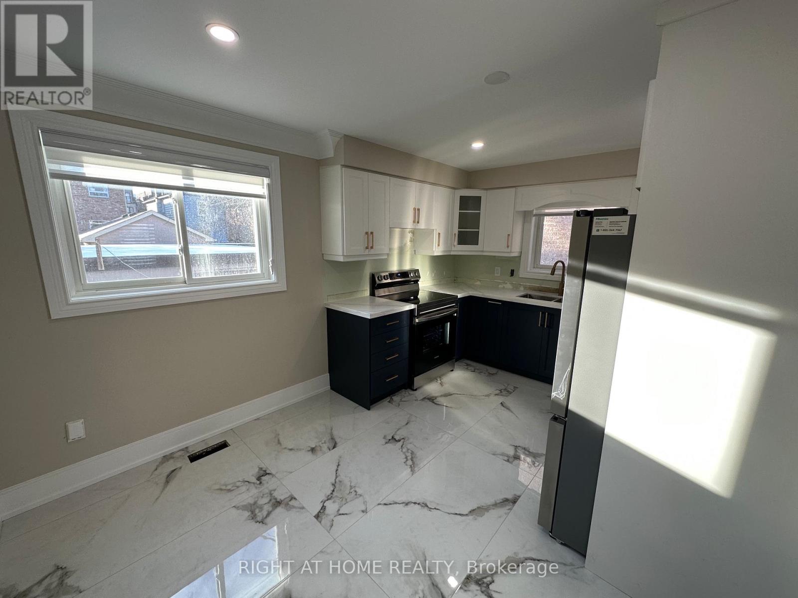128 Twenty Second Street, Toronto, Ontario  M8V 3M4 - Photo 12 - W13113008