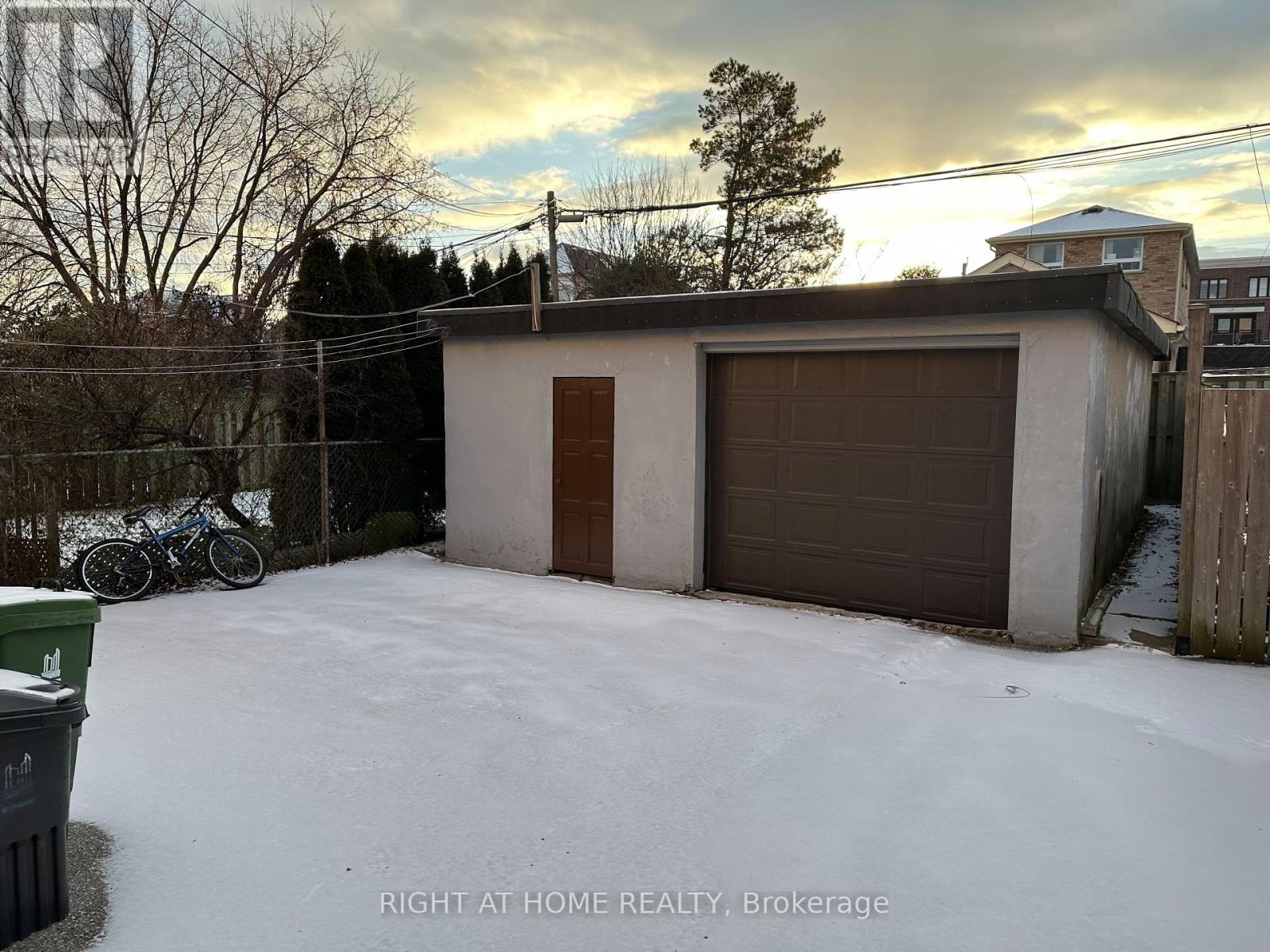 128 Twenty Second Street, Toronto, Ontario  M8V 3M4 - Photo 32 - W13113008