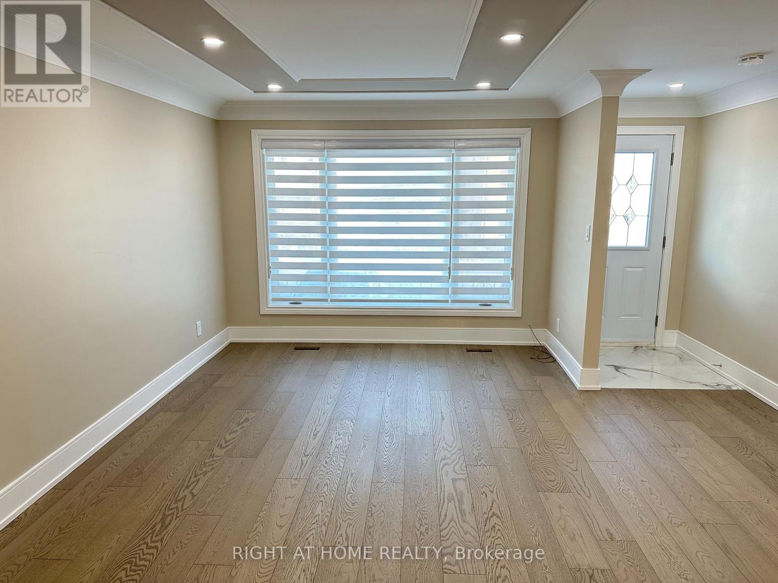 128 Twenty Second Street, Toronto, Ontario  M8V 3M4 - Photo 4 - W13113008