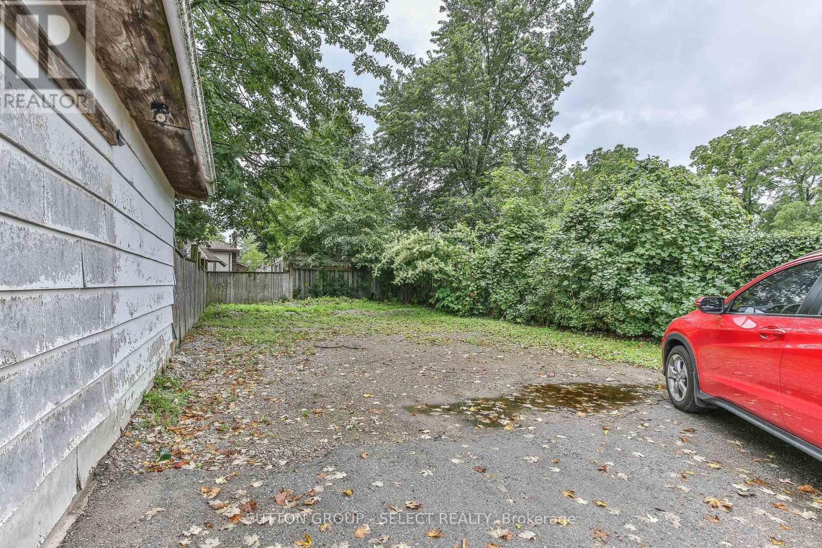1255 Southdale Road E, London South, Ontario  N6E 1B3 - Photo 11 - X13113230