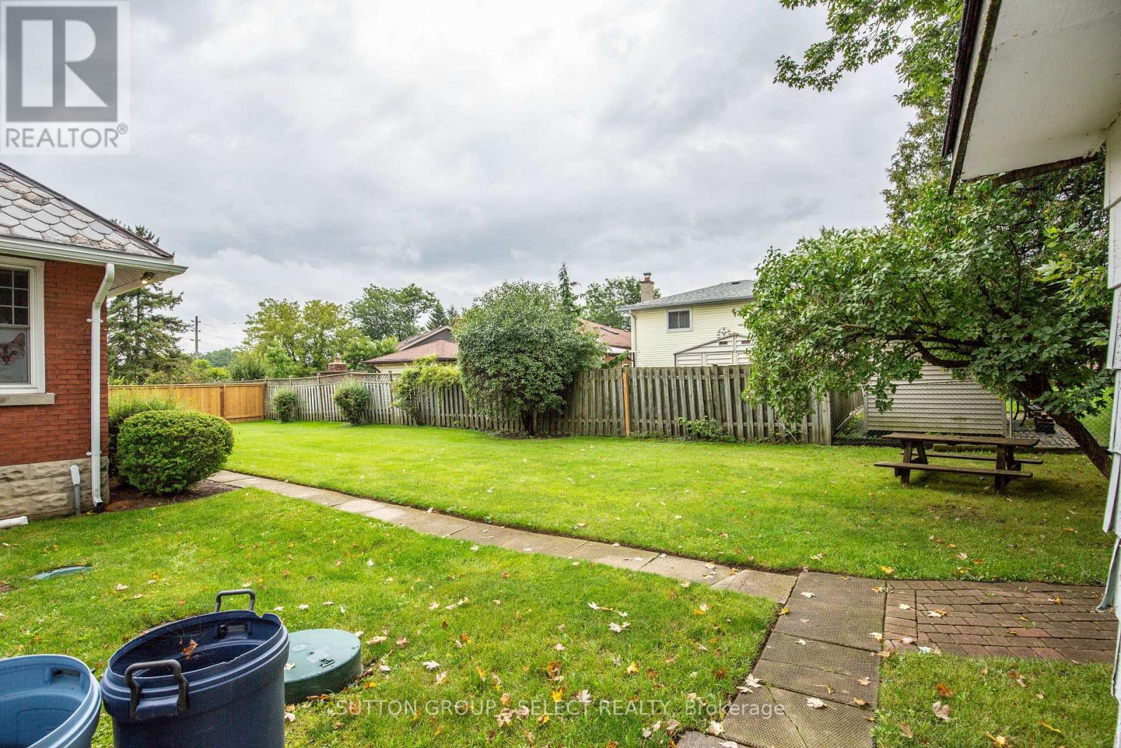 1255 Southdale Road E, London South, Ontario  N6E 1B3 - Photo 14 - X13113230