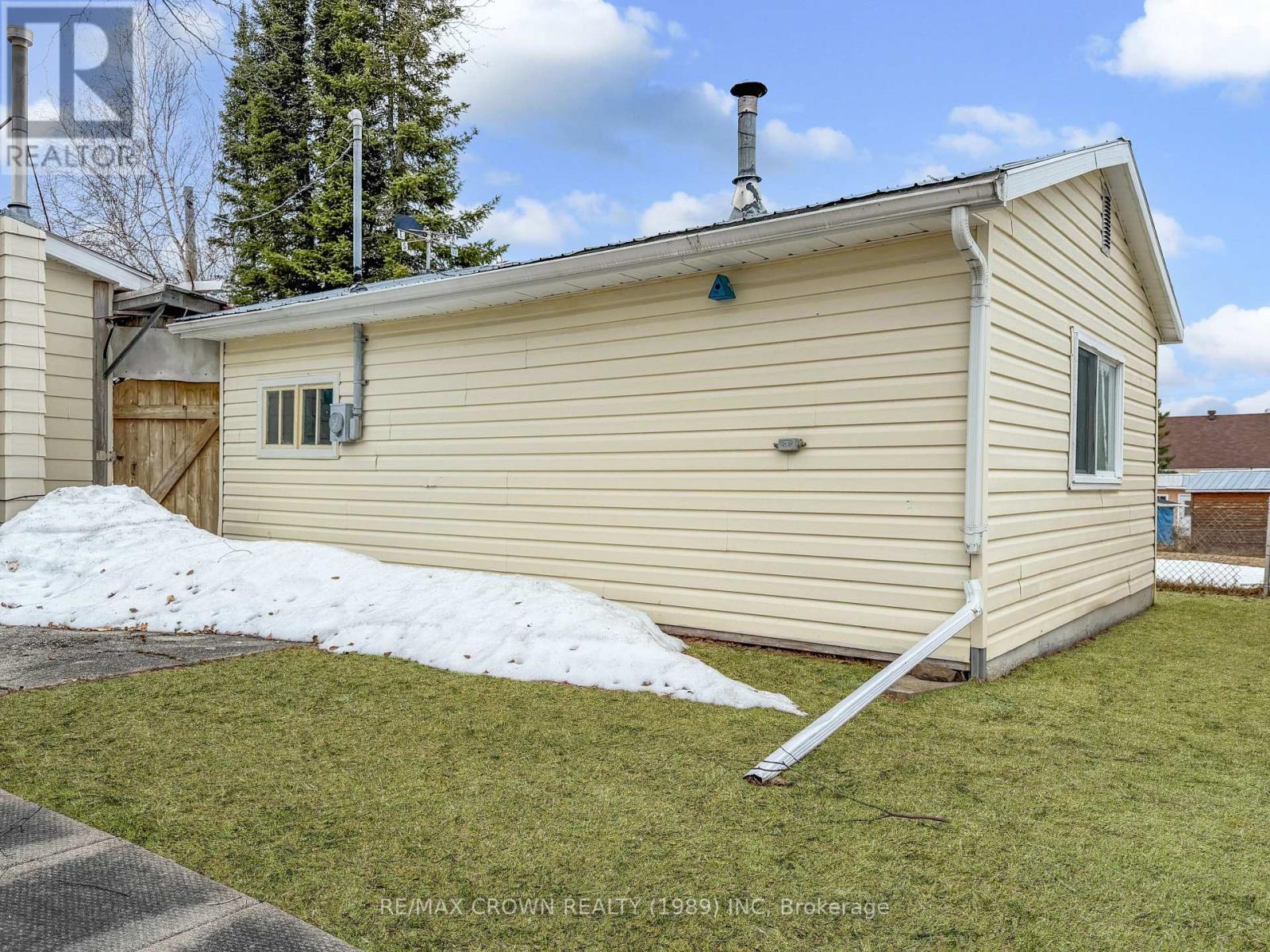 180 Trailer Park Road, Smooth Rock Falls, Ontario  P0L 2B0 - Photo 40 - T13113122
