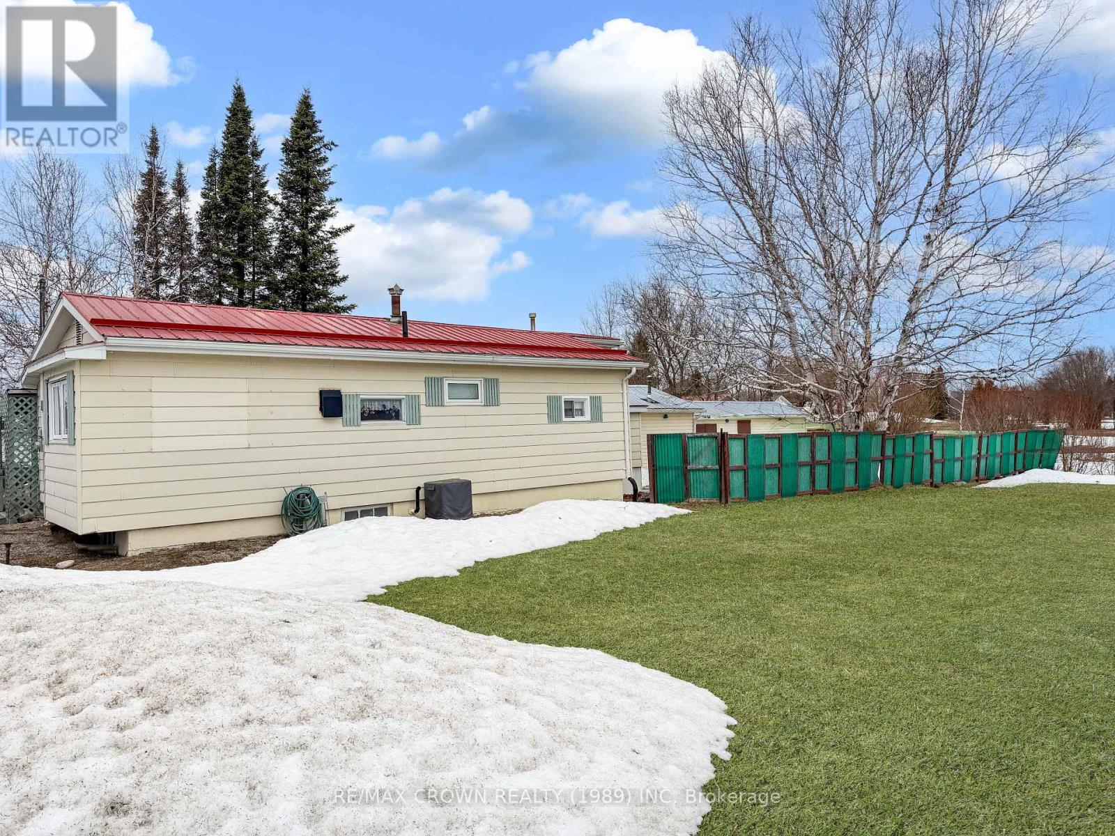 180 Trailer Park Road, Smooth Rock Falls, Ontario  P0L 2B0 - Photo 50 - T13113122