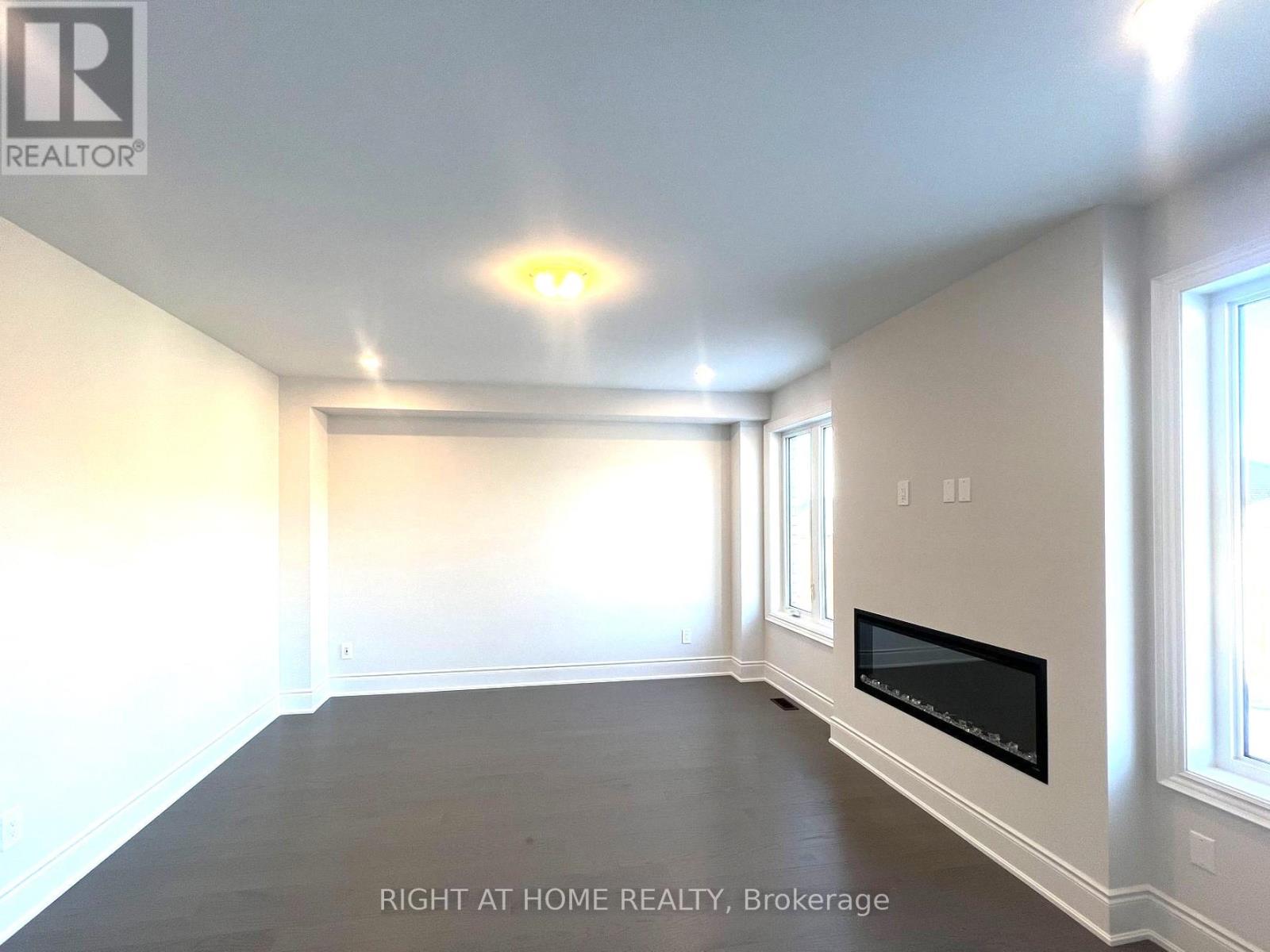 154 Rowe Street, Bradford West Gwillimbury, Ontario  L3Z 4N2 - Photo 13 - N13077364