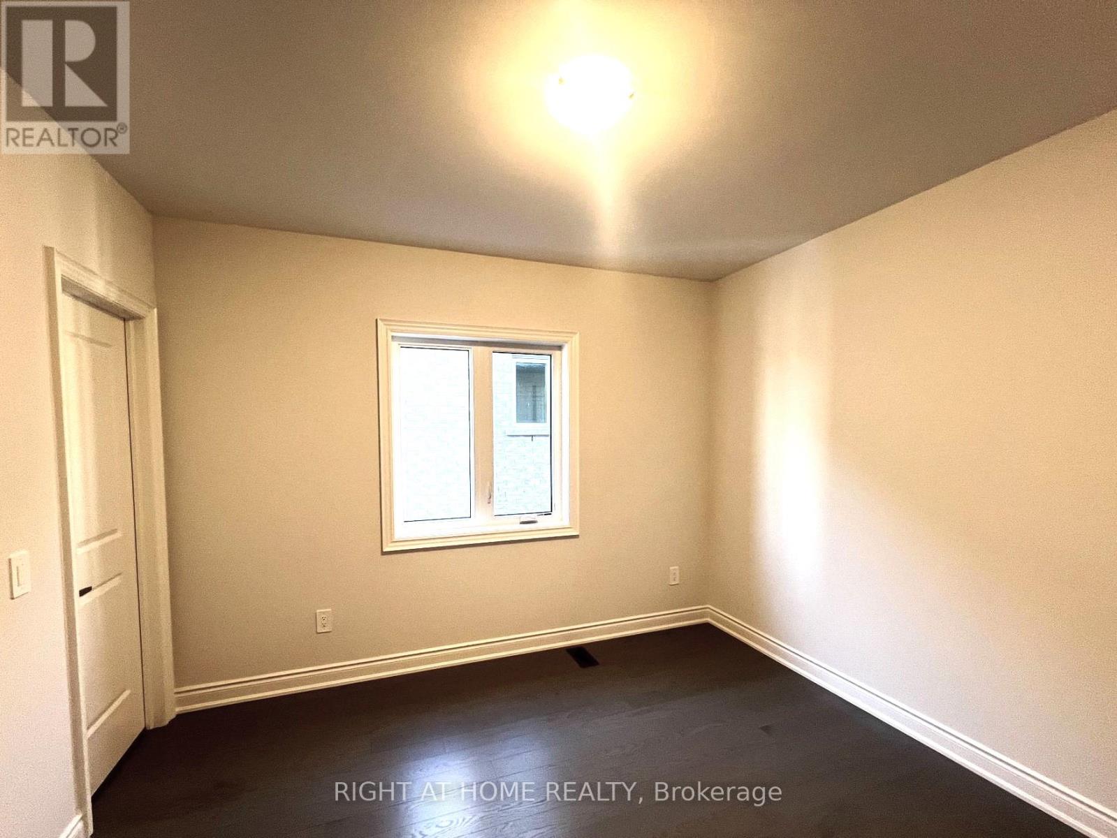 154 Rowe Street, Bradford West Gwillimbury, Ontario  L3Z 4N2 - Photo 25 - N13077364