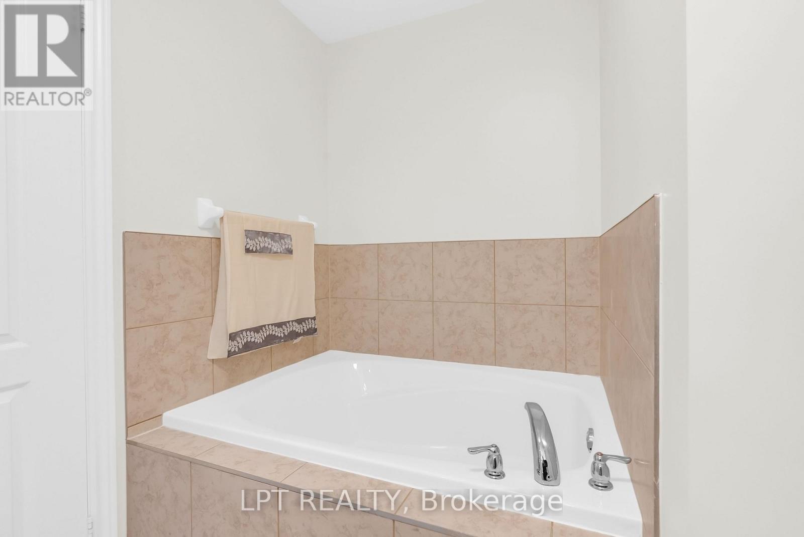 4 - 3215 Thomas Street, Mississauga, Ontario  L5M 0M2 - Photo 35 - W13065712