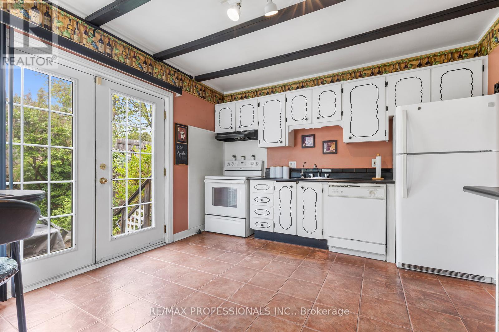 51 Clyde Street, Hamilton, Ontario  L8L 5R5 - Photo 11 - X13112910