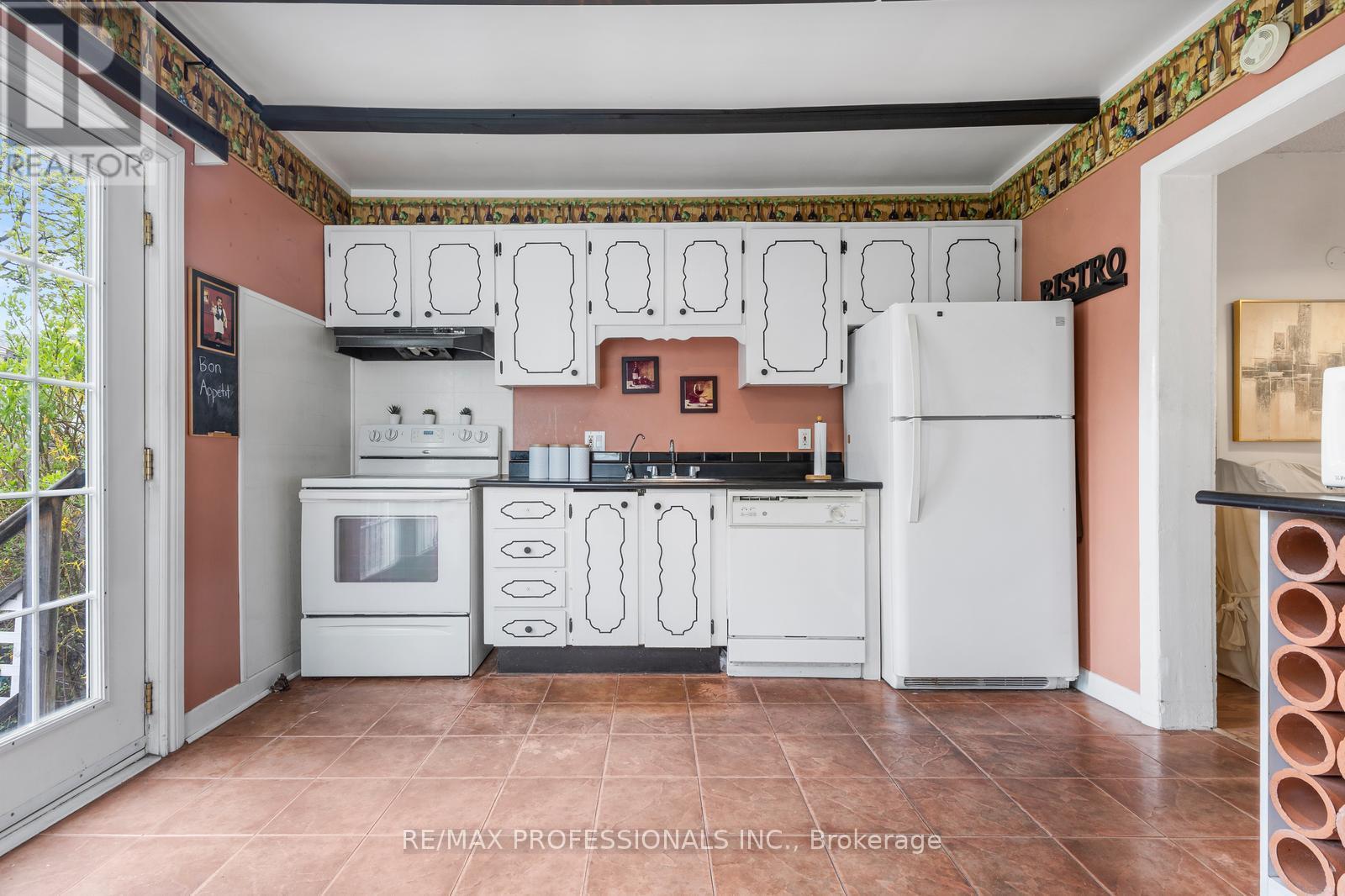 51 Clyde Street, Hamilton, Ontario  L8L 5R5 - Photo 12 - X13112910