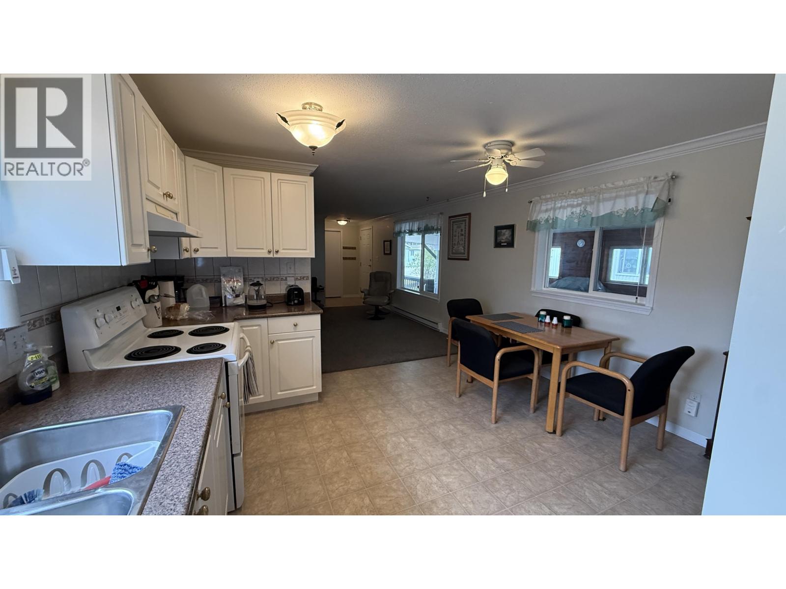 47 375 Horse Lake Road, 100 Mile House, British Columbia  V0K 2E0 - Photo 4 - R3122117