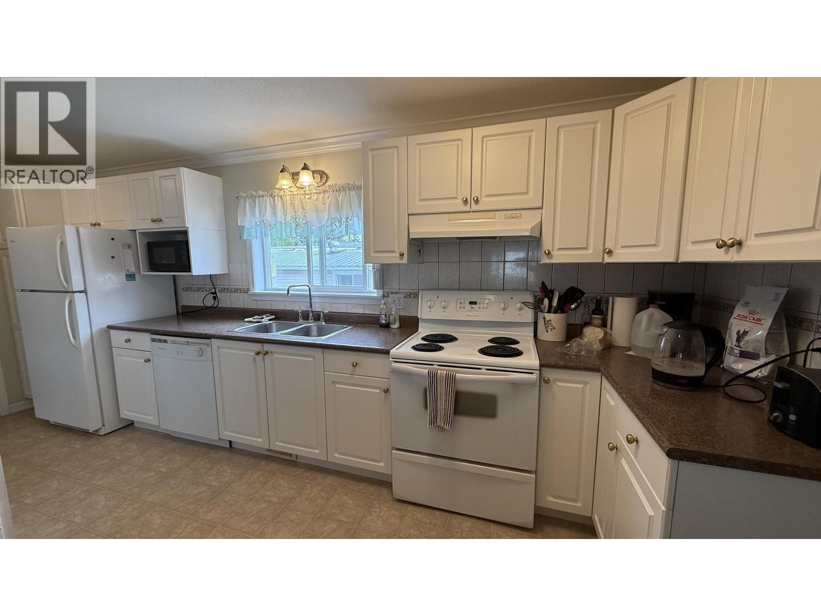 47 375 Horse Lake Road, 100 Mile House, British Columbia  V0K 2E0 - Photo 5 - R3122117