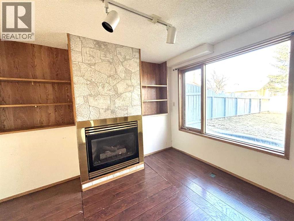 16 Sandringham Close Nw, Calgary, Alberta  T3K 3W8 - Photo 37 - A2286563