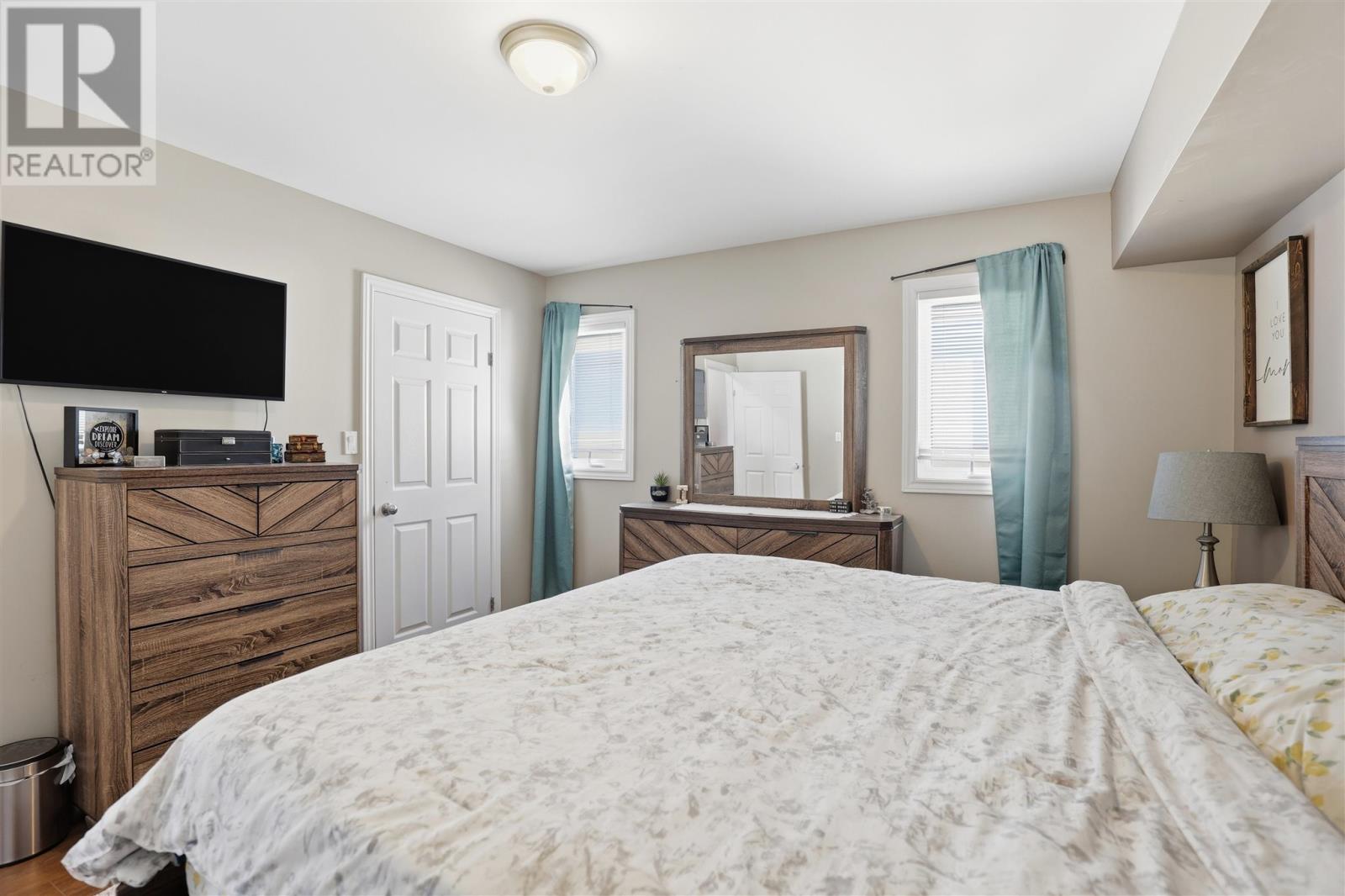 151 Queensgate Blvd, Sault Ste. Marie, Ontario P6A 6X8 - Photo 17 - SM260894