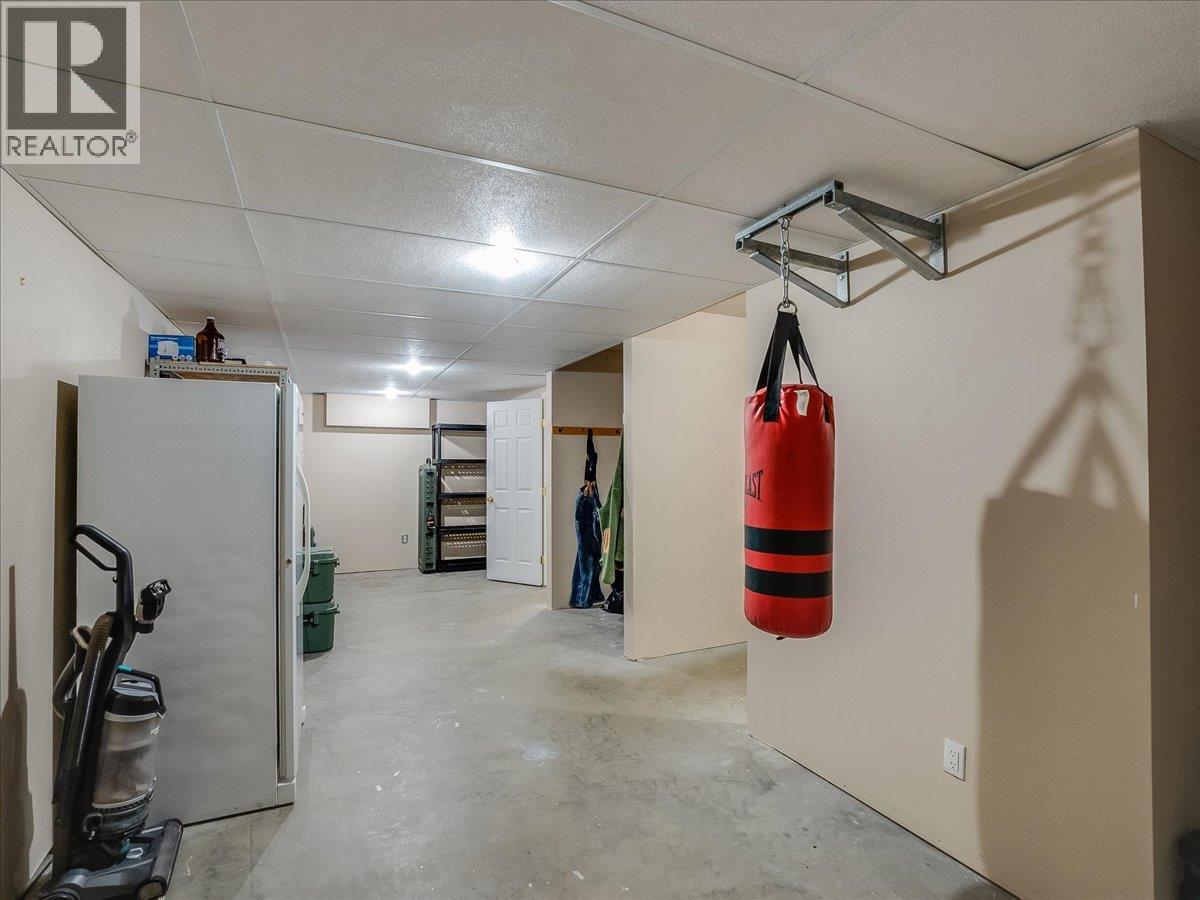 2095 Pass Creek Road, Castlegar, British Columbia  v1n 4t1 - Photo 43 - 10386340