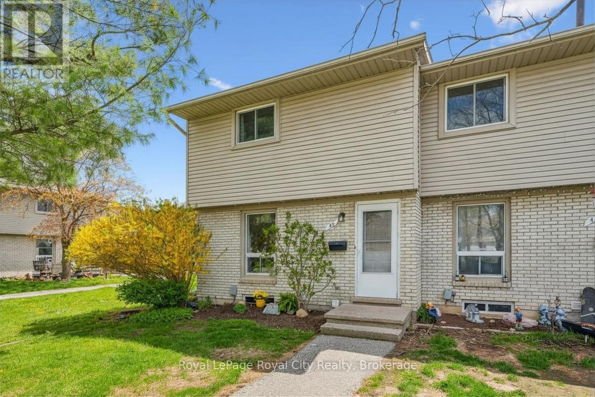 42 - 700 PAISLEY ROAD, Guelph, Ontario