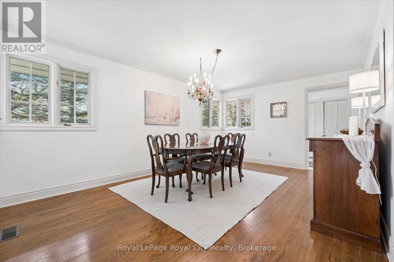29 Lynwood Place, Guelph, Ontario  N1G 2V9 - Photo 19 - X13113222