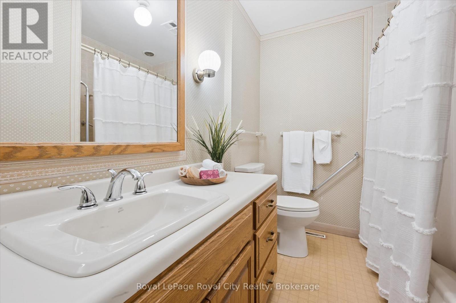 29 Lynwood Place, Guelph, Ontario  N1G 2V9 - Photo 25 - X13113222