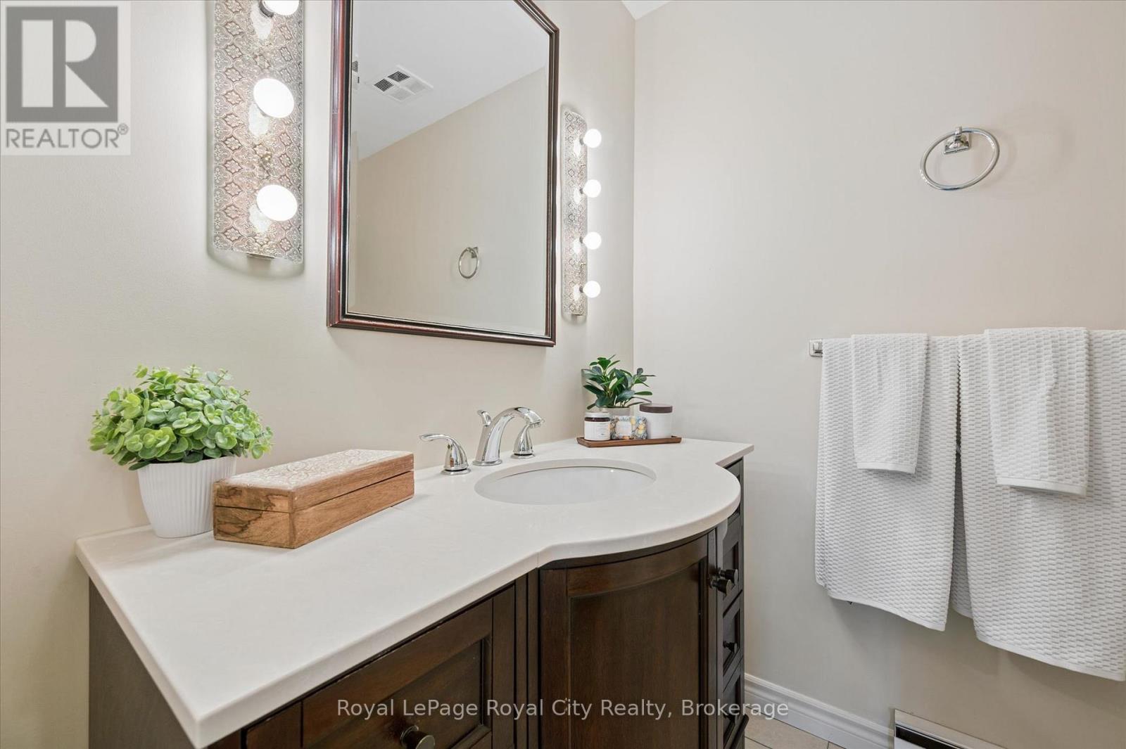 29 Lynwood Place, Guelph, Ontario  N1G 2V9 - Photo 29 - X13113222