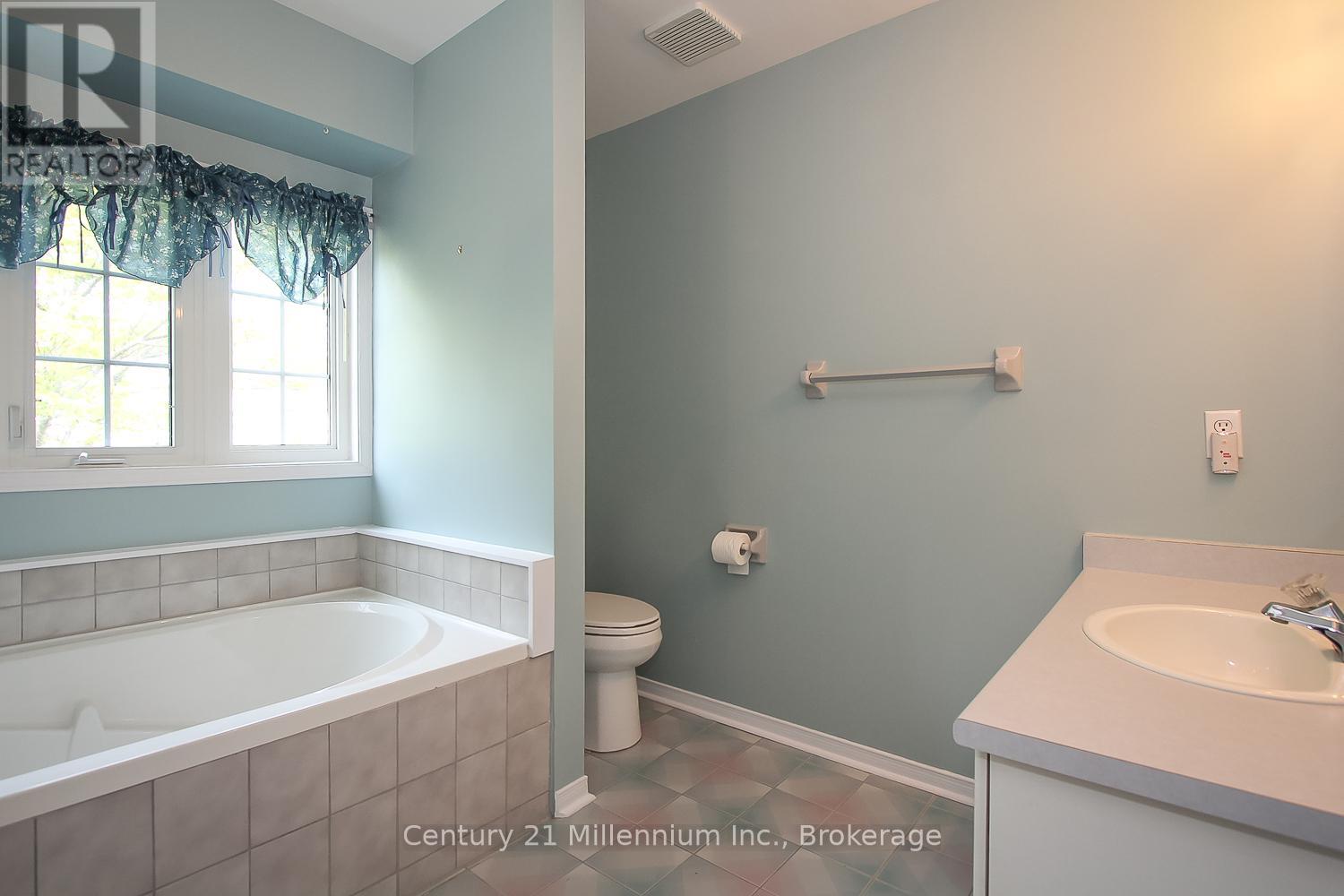 36 - 146 Settlers Way, Blue Mountains, Ontario  L9Y 0N9 - Photo 25 - X13113232