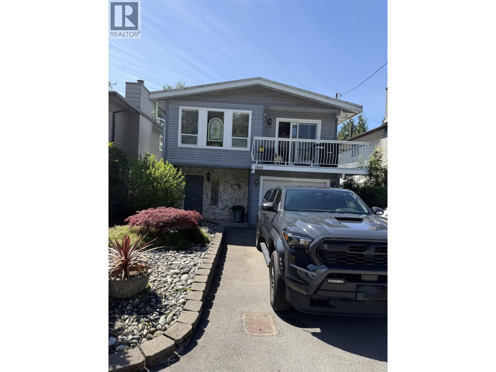 1868 COQUITLAM AVENUE, Port Coquitlam, British Columbia