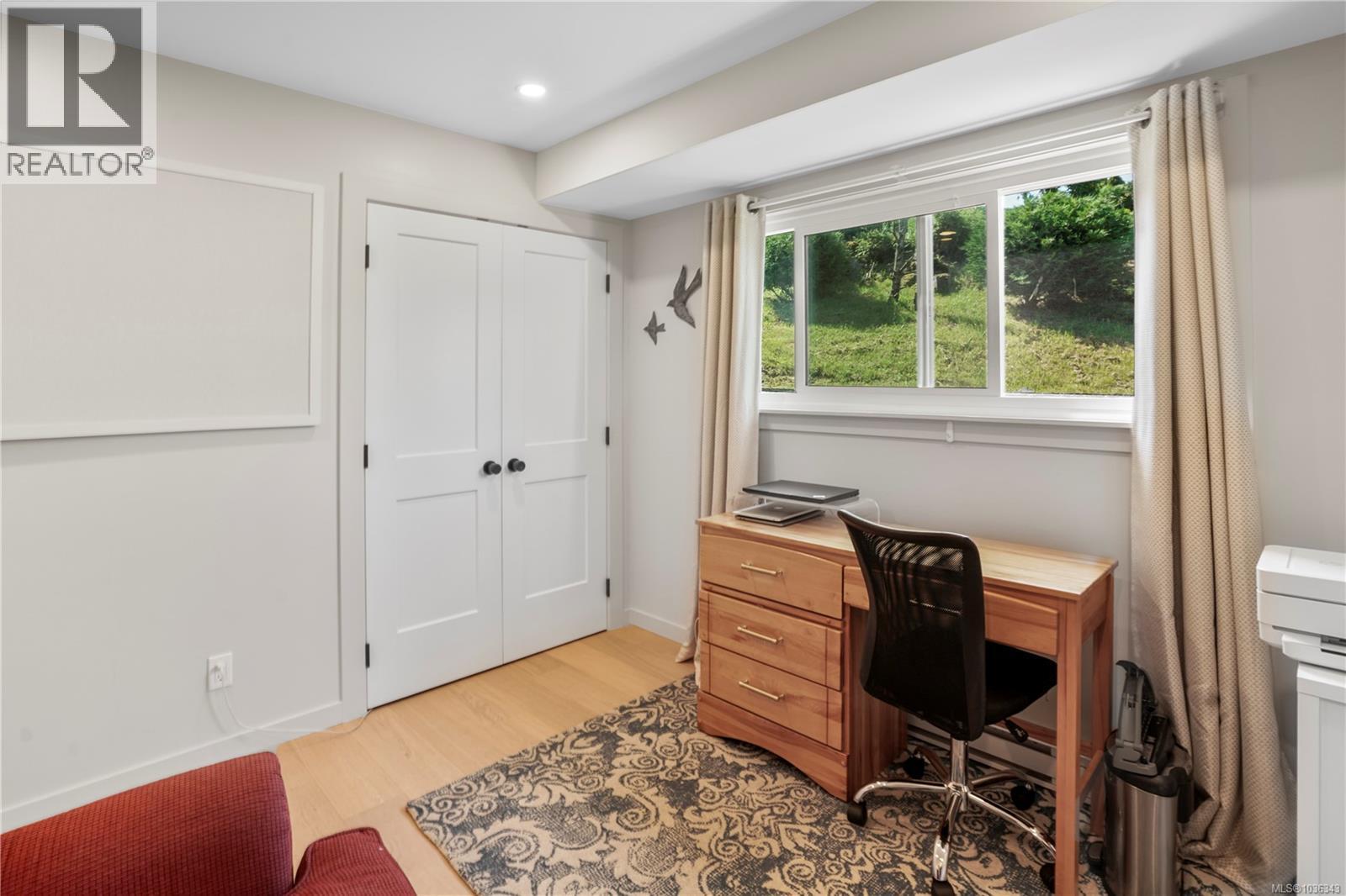 1071 Hyacinth Ave, Saanich, British Columbia  V8Z 2S7 - Photo 31 - 1036343