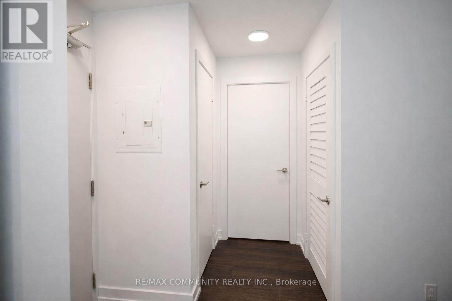 1206 - 225 Veterans Drive, Brampton, Ontario  L7A 5L7 - Photo 12 - W12976882