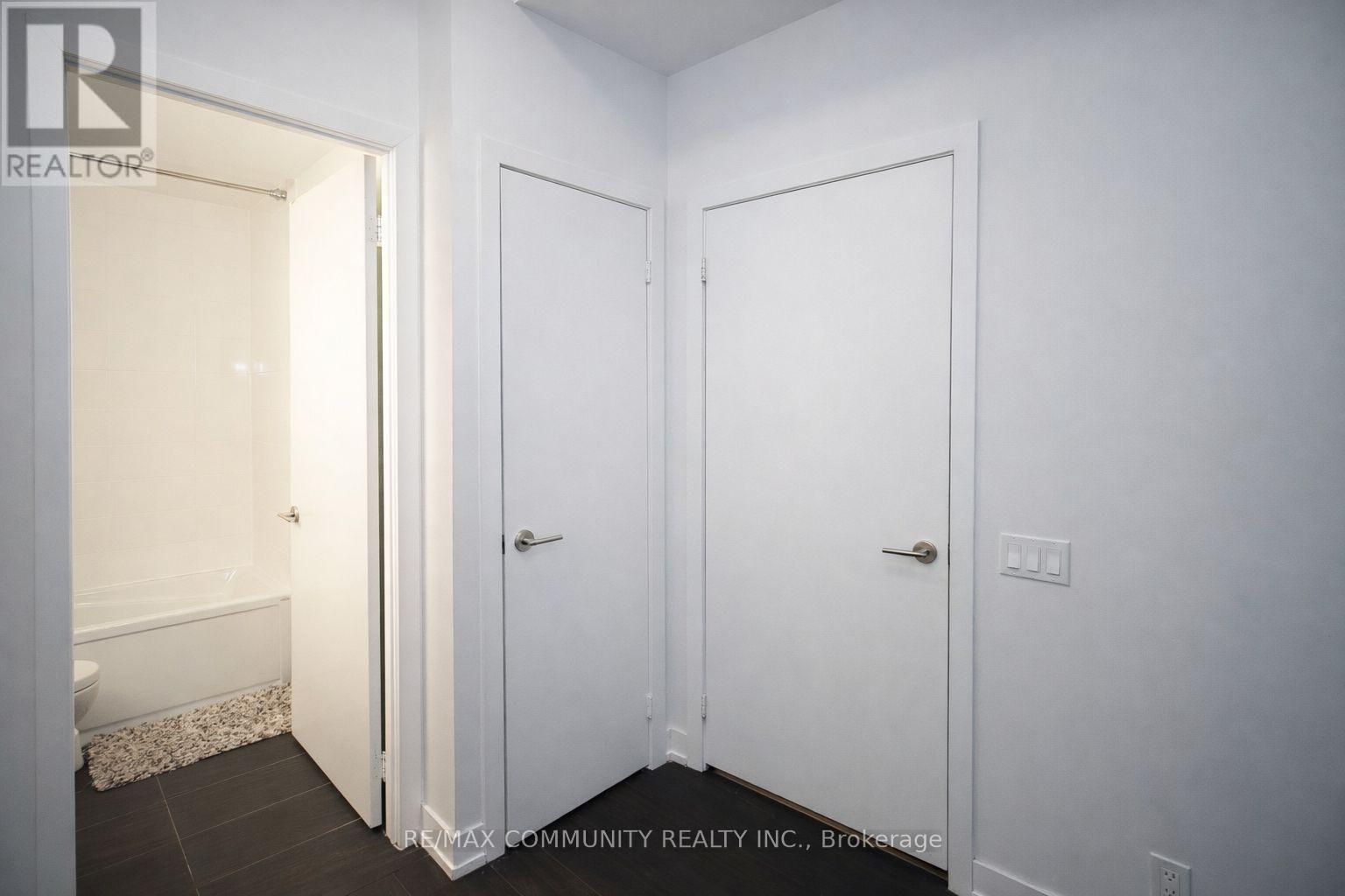 1206 - 225 Veterans Drive, Brampton, Ontario  L7A 5L7 - Photo 27 - W12976882