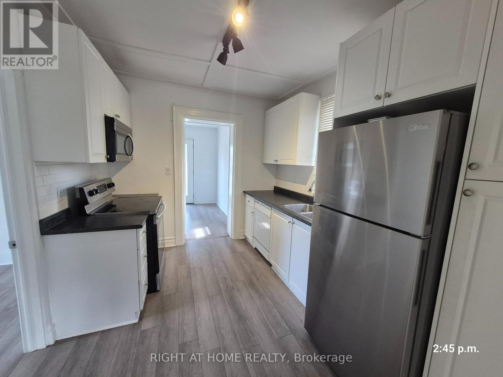 307 Eulalie Avenue, Oshawa, Ontario  L1H 2B6 - Photo 4 - E13104248