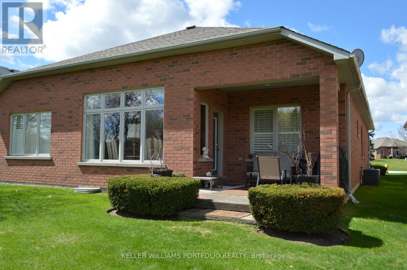 86 Legendary Trail, Whitchurch-Stouffville, Ontario  L4A 1N6 - Photo 39 - N12946842