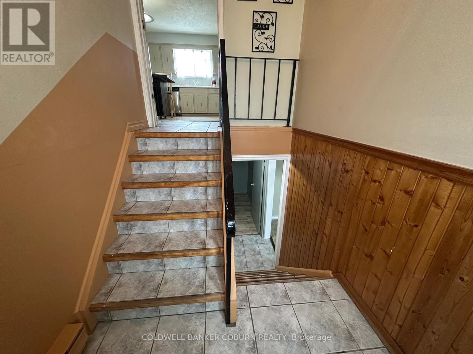 4016 Dishaw Street, Edwardsburgh/cardinal, Ontario  K0E 1E0 - Photo 2 - X12803578