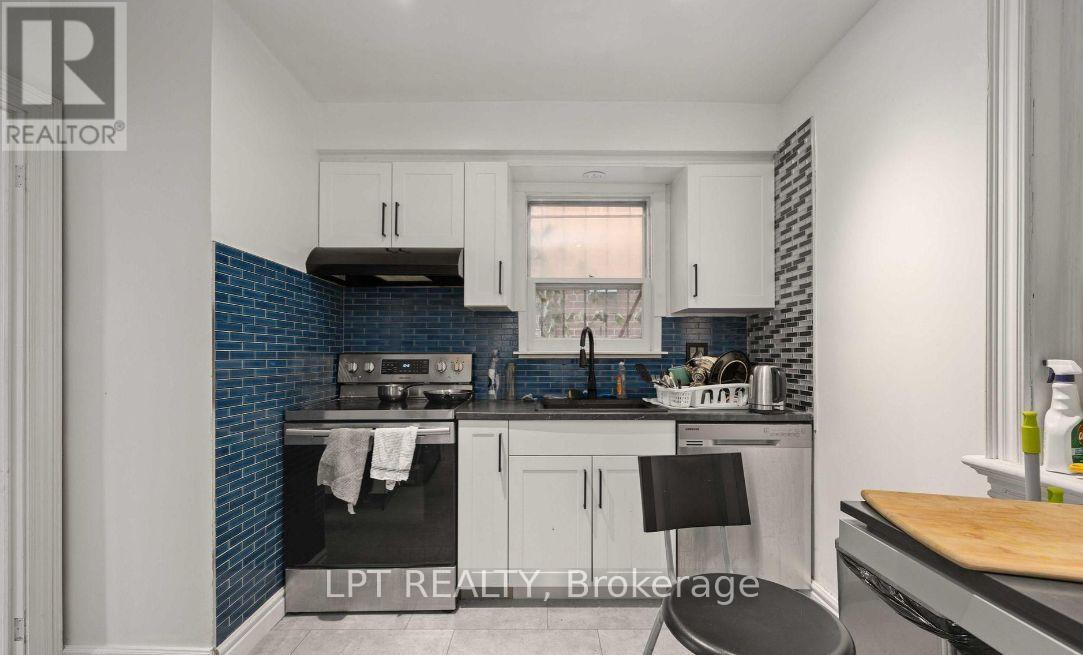 1344 Davenport Road, Toronto, Ontario  M6H 2G9 - Photo 4 - W13110942