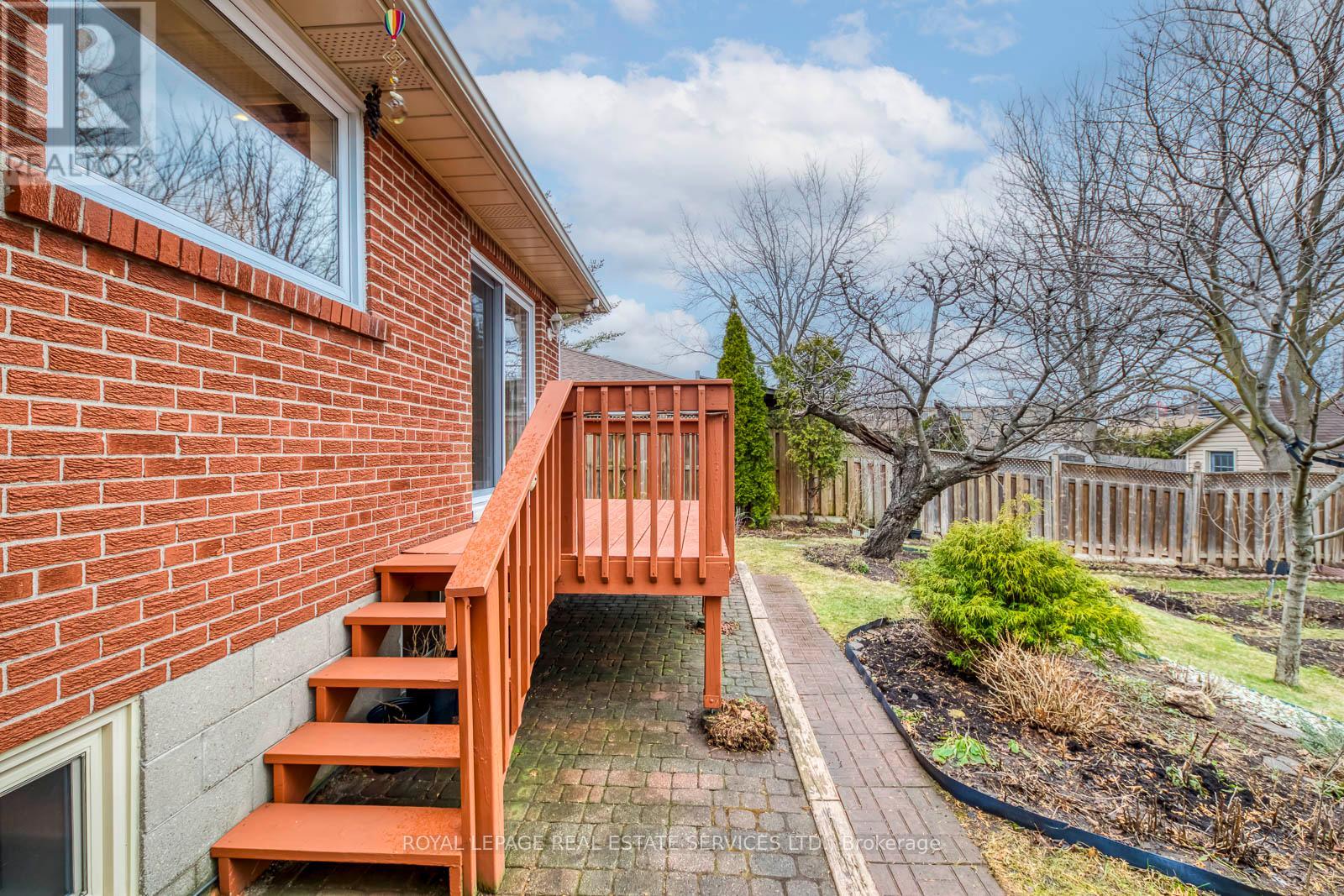 1607 Ewald Road, Mississauga, Ontario  L5G 4C4 - Photo 28 - W13109874