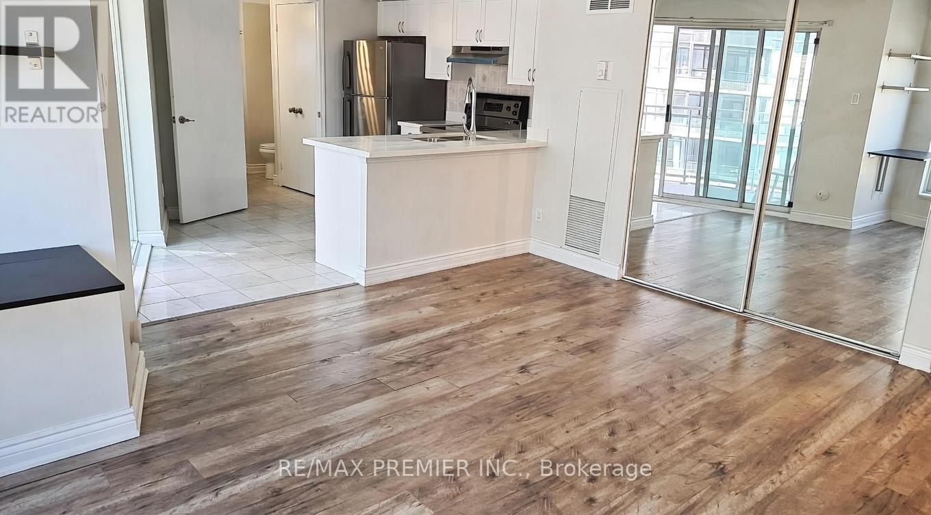 719 - 600 Queens Quay W, Toronto, Ontario  M5V 3M3 - Photo 3 - C13113012