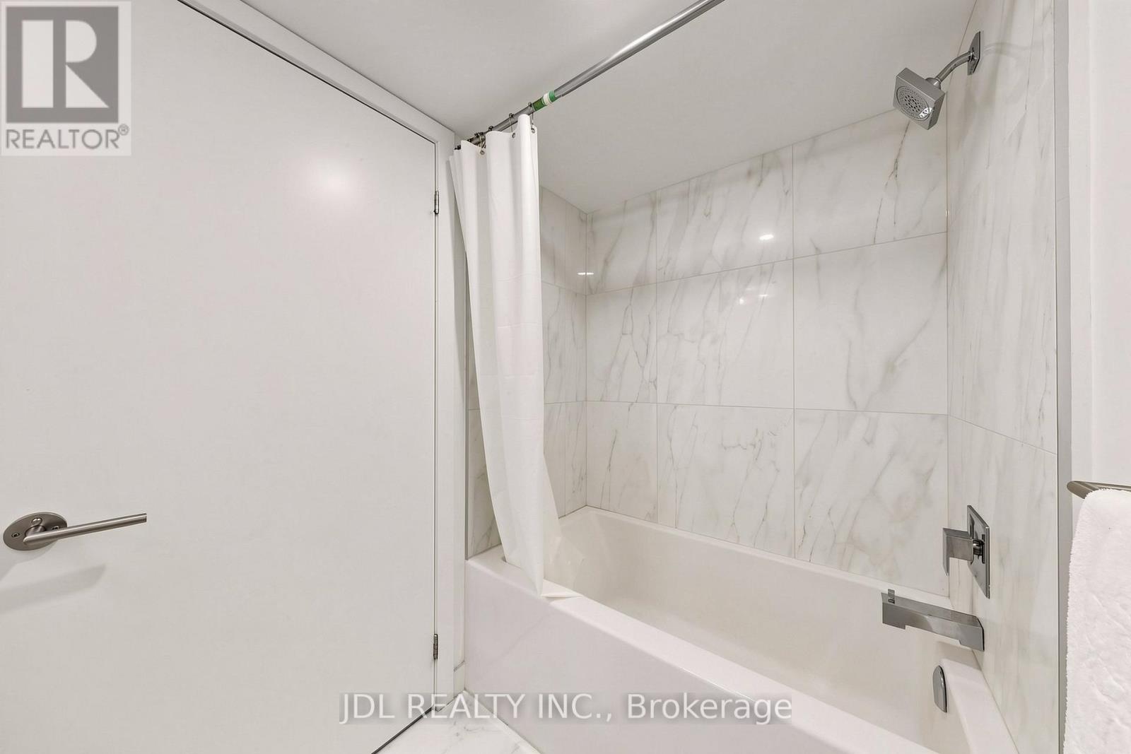 2502 - 47 Mutual Street, Toronto, Ontario  M5B 0C6 - Photo 23 - C13113196