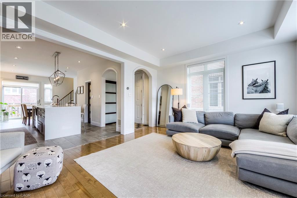 321 Dalesford Road, Toronto, Ontario  M8Y 1G8 - Photo 7 - 40825267