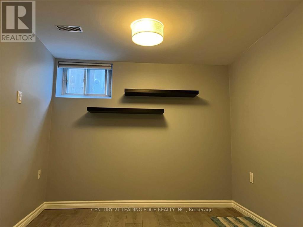 Bsmt - 41 Roseglor Crescent, Toronto, Ontario  M1P 3T5 - Photo 12 - E13113074