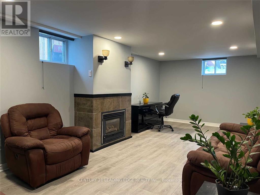 Bsmt - 41 Roseglor Crescent, Toronto, Ontario  M1P 3T5 - Photo 3 - E13113074