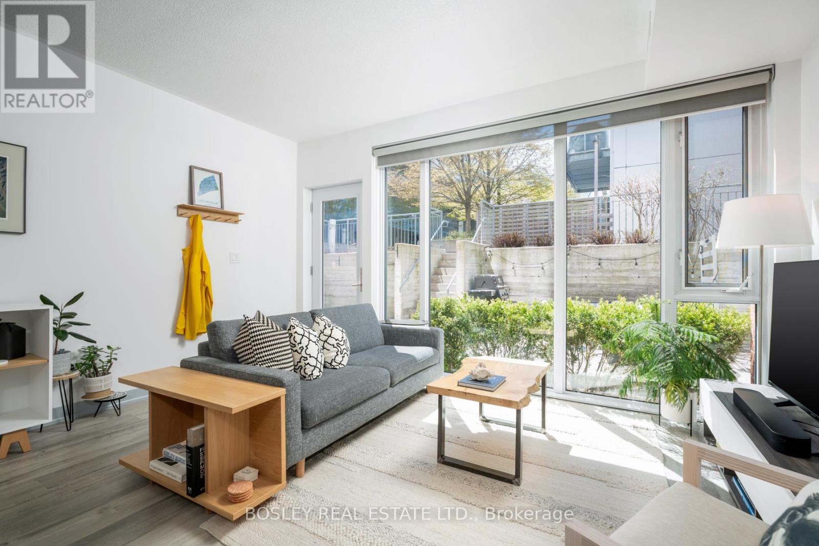 2 - 42 Boston Avenue, Toronto, Ontario  M4M 2T9 - Photo 7 - E13113100