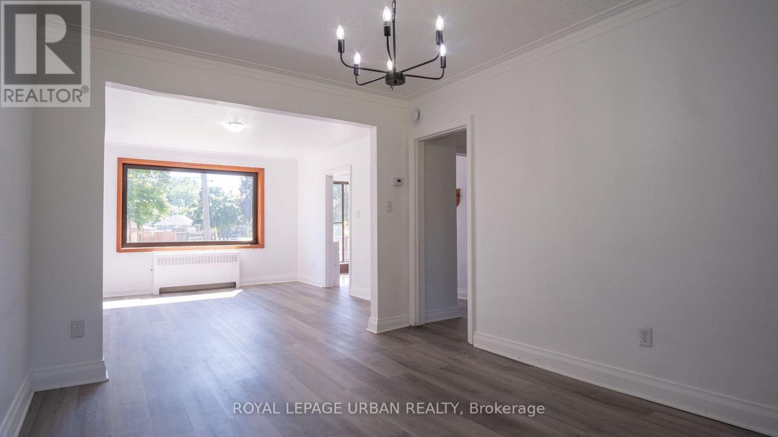 14 Camrose Crescent, Toronto, Ontario  M1L 2B6 - Photo 7 - E13113170