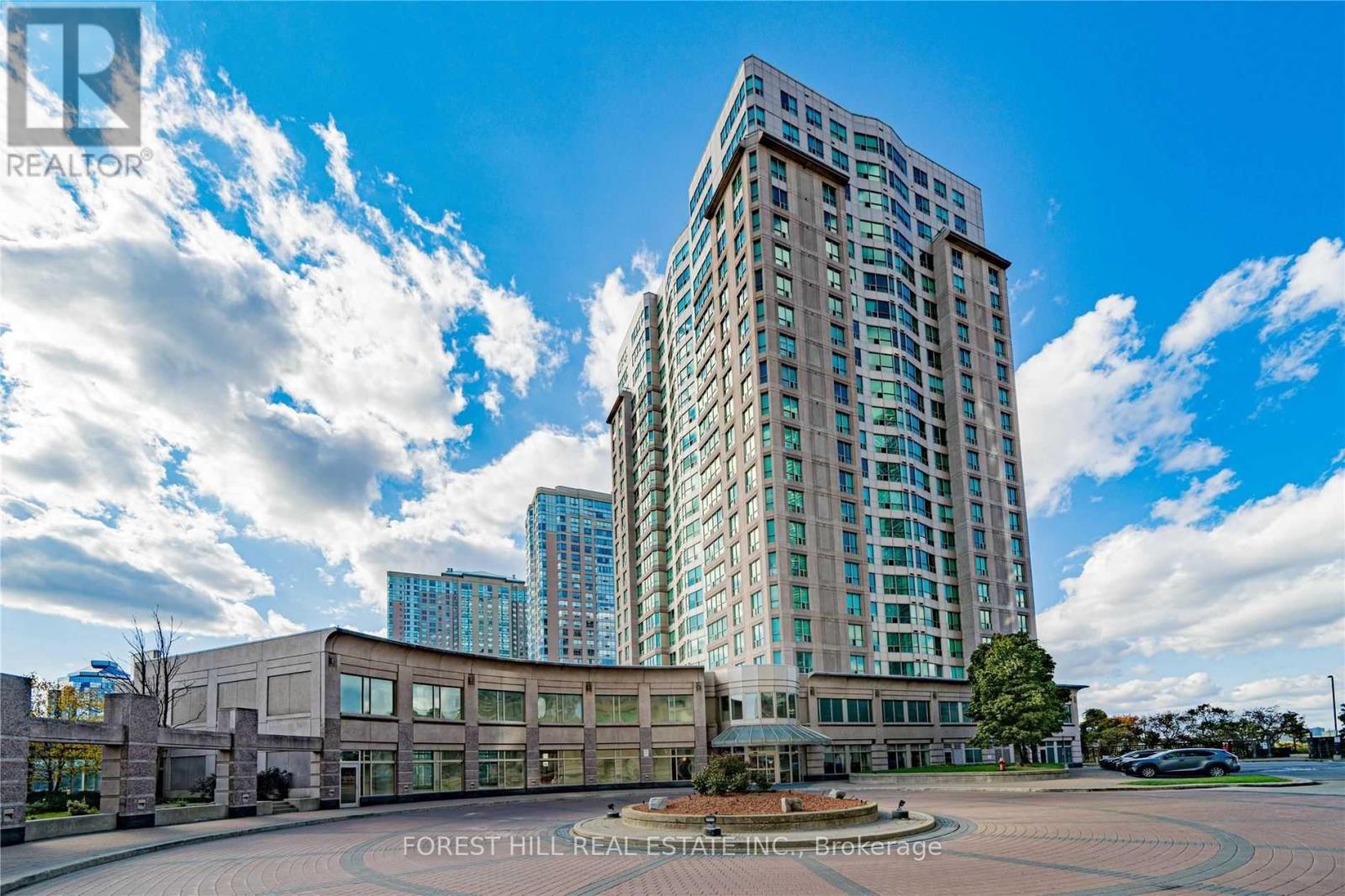 Ph109 - 18 Lee Centre Drive, Toronto, Ontario  M1H 3H5 - Photo 2 - E13113176