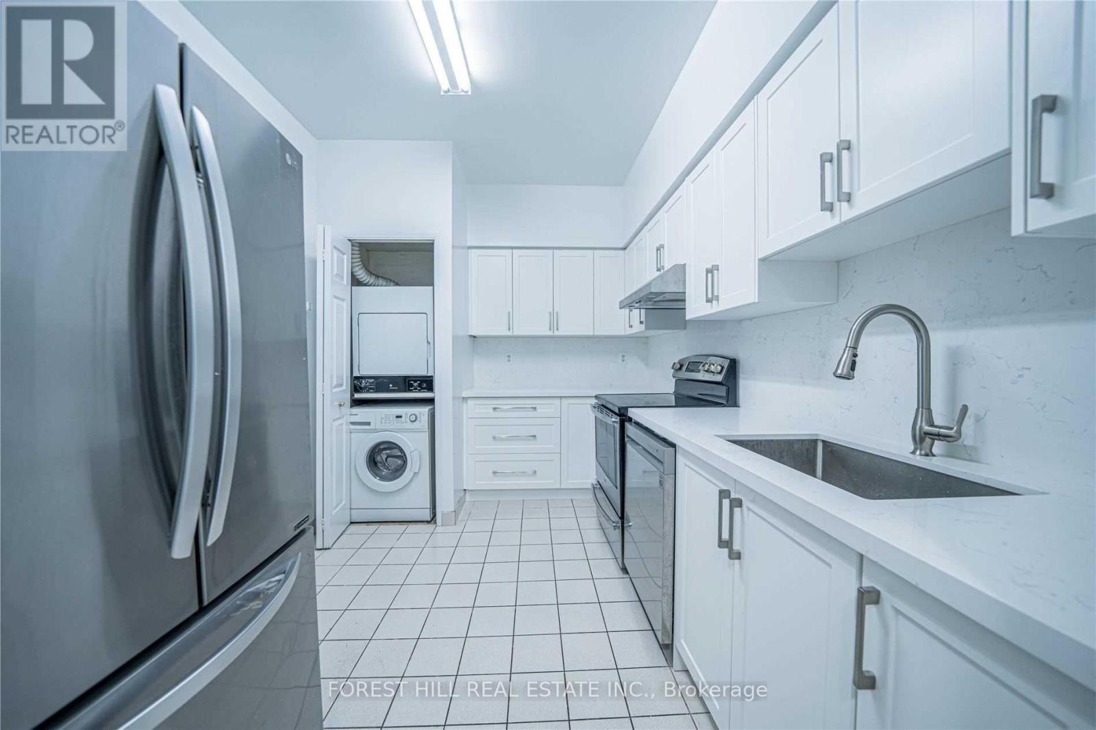 Ph109 - 18 Lee Centre Drive, Toronto, Ontario  M1H 3H5 - Photo 30 - E13113176