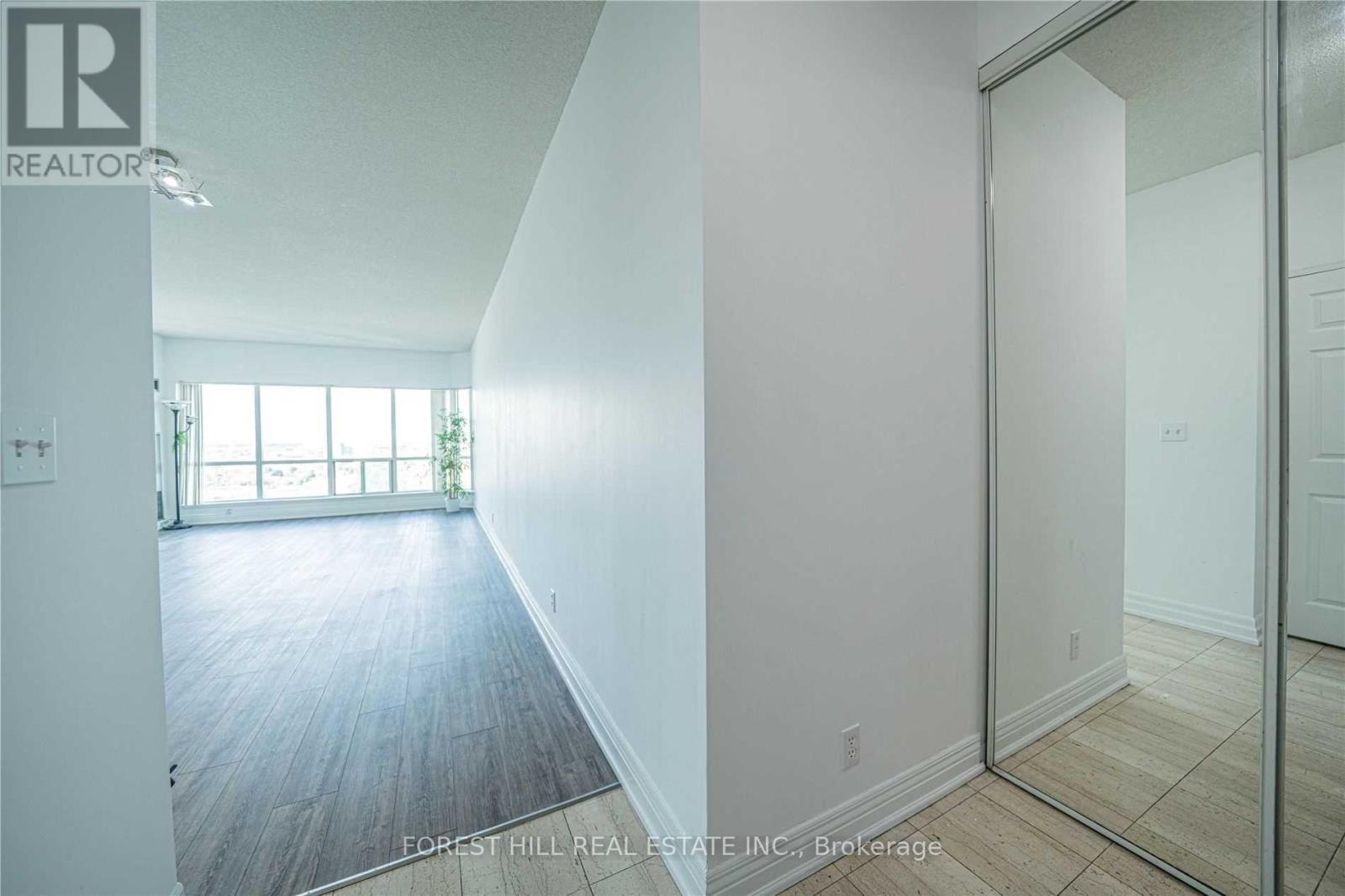 Ph109 - 18 Lee Centre Drive, Toronto, Ontario  M1H 3H5 - Photo 7 - E13113176