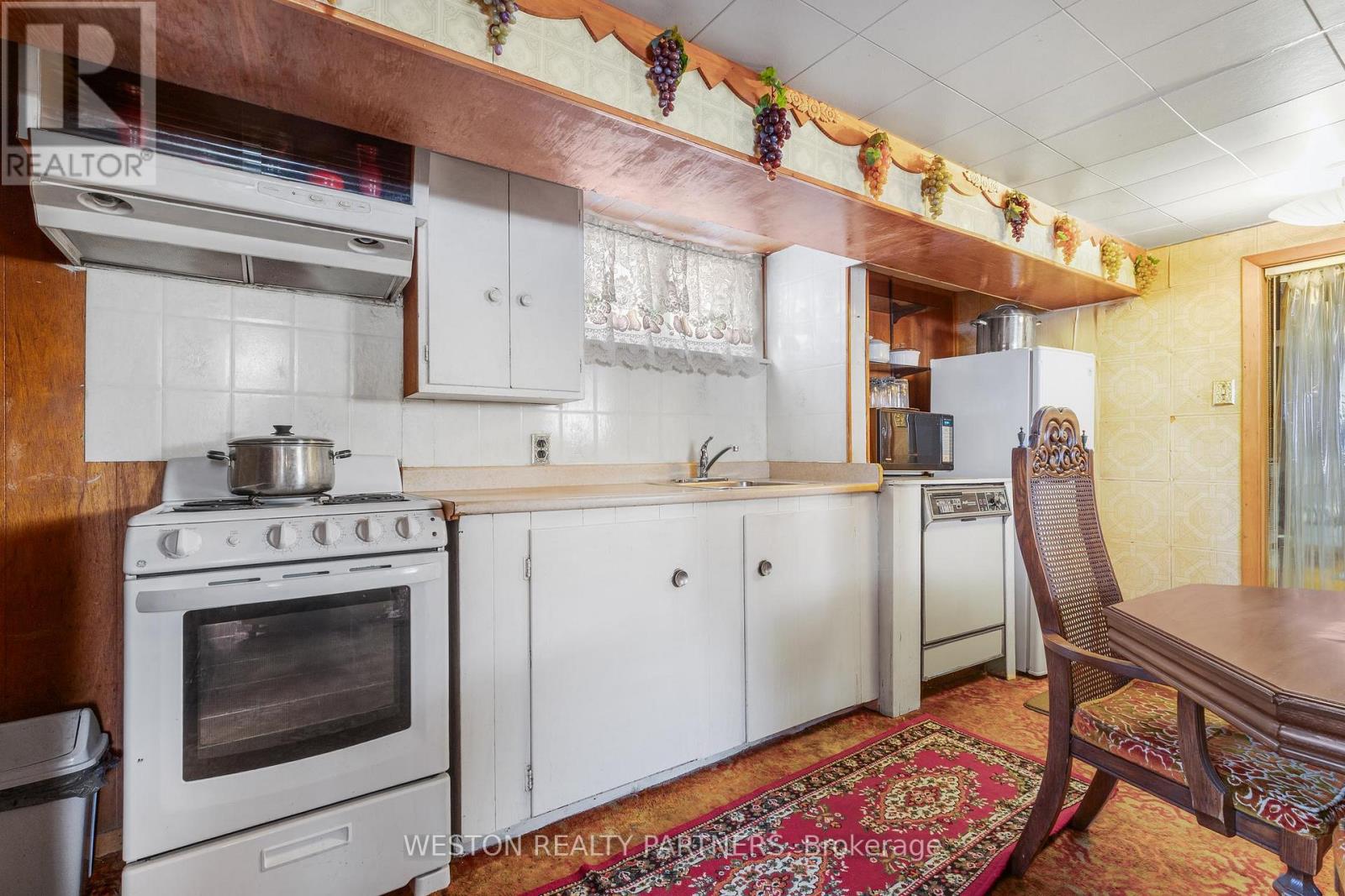 102 Cleta Drive, Toronto, Ontario  M1K 3G7 - Photo 27 - E13113244