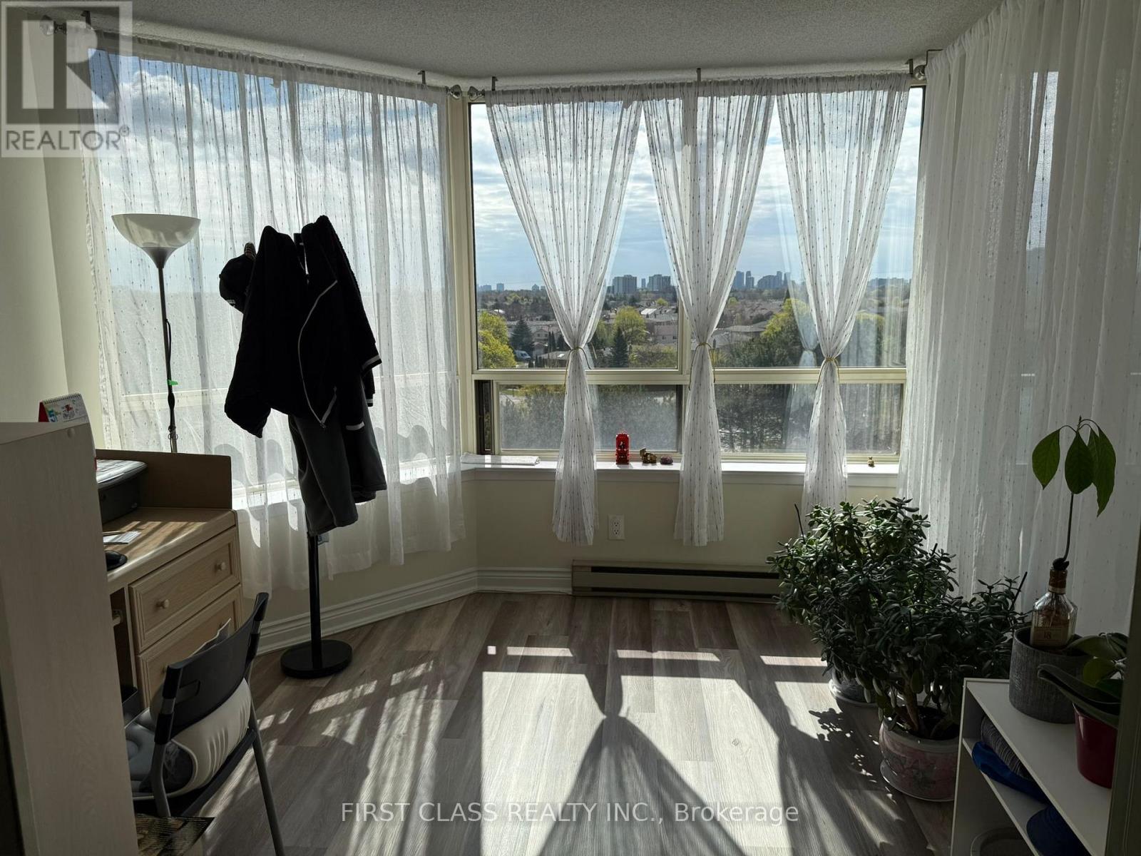 708 - 175 Bamburgh Circle, Toronto, Ontario  M1W 3X8 - Photo 15 - E13113294