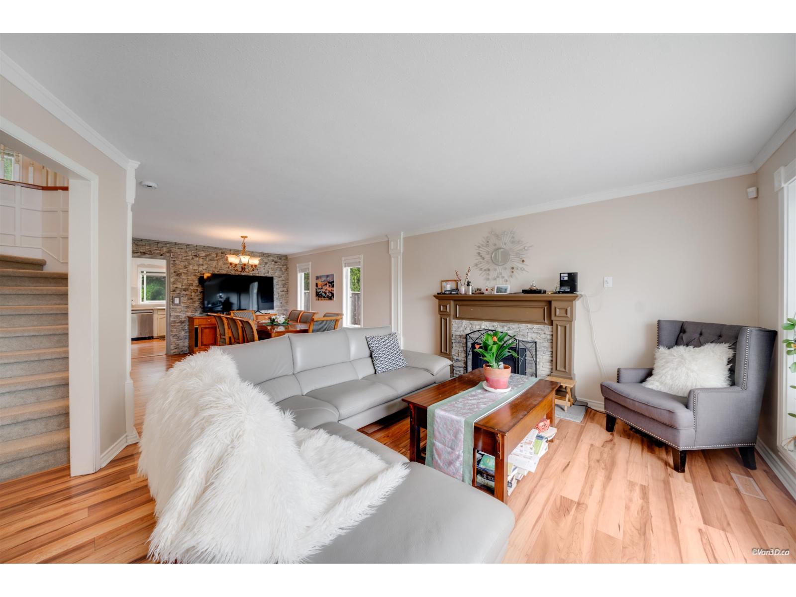 15023 21b Avenue, Surrey, British Columbia  V4A 8Z8 - Photo 6 - R3120211