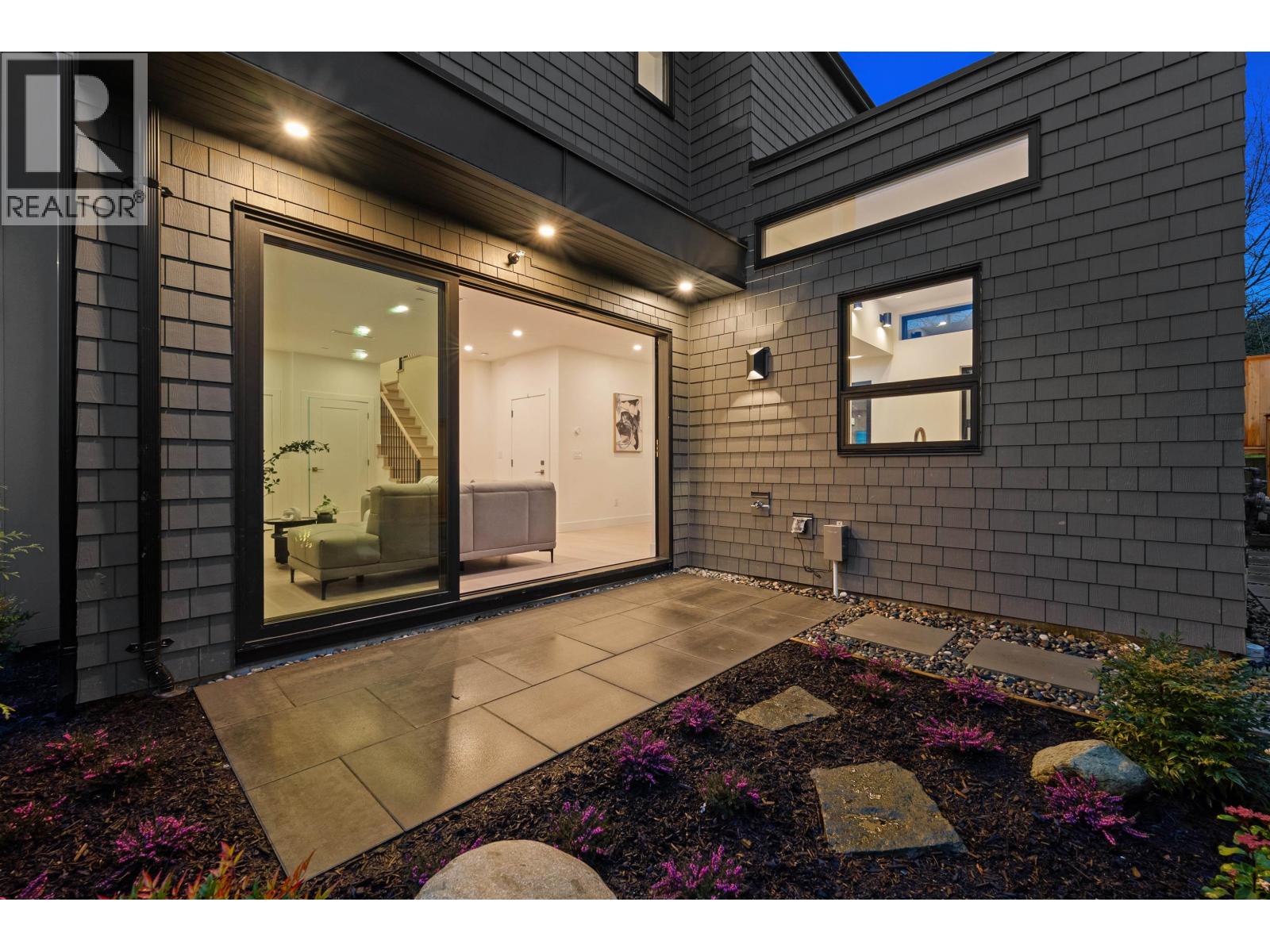3660 Fleming Street, Vancouver, British Columbia  V5N 3V8 - Photo 7 - R3103231